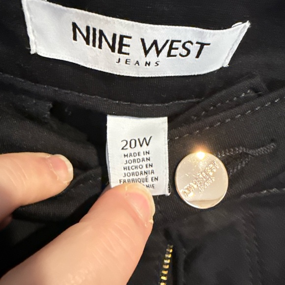 Nine West Black Women's Pants with Gold Button Accents - Picture 3 of 5